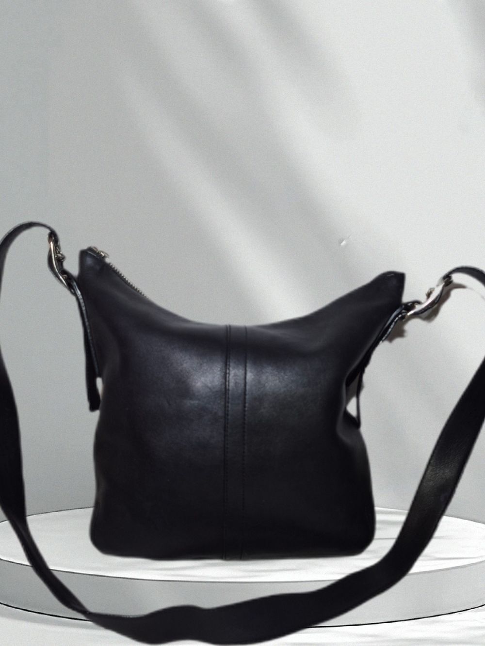 Vintage Coach Legacy slim hobo shoulder bag in black leather